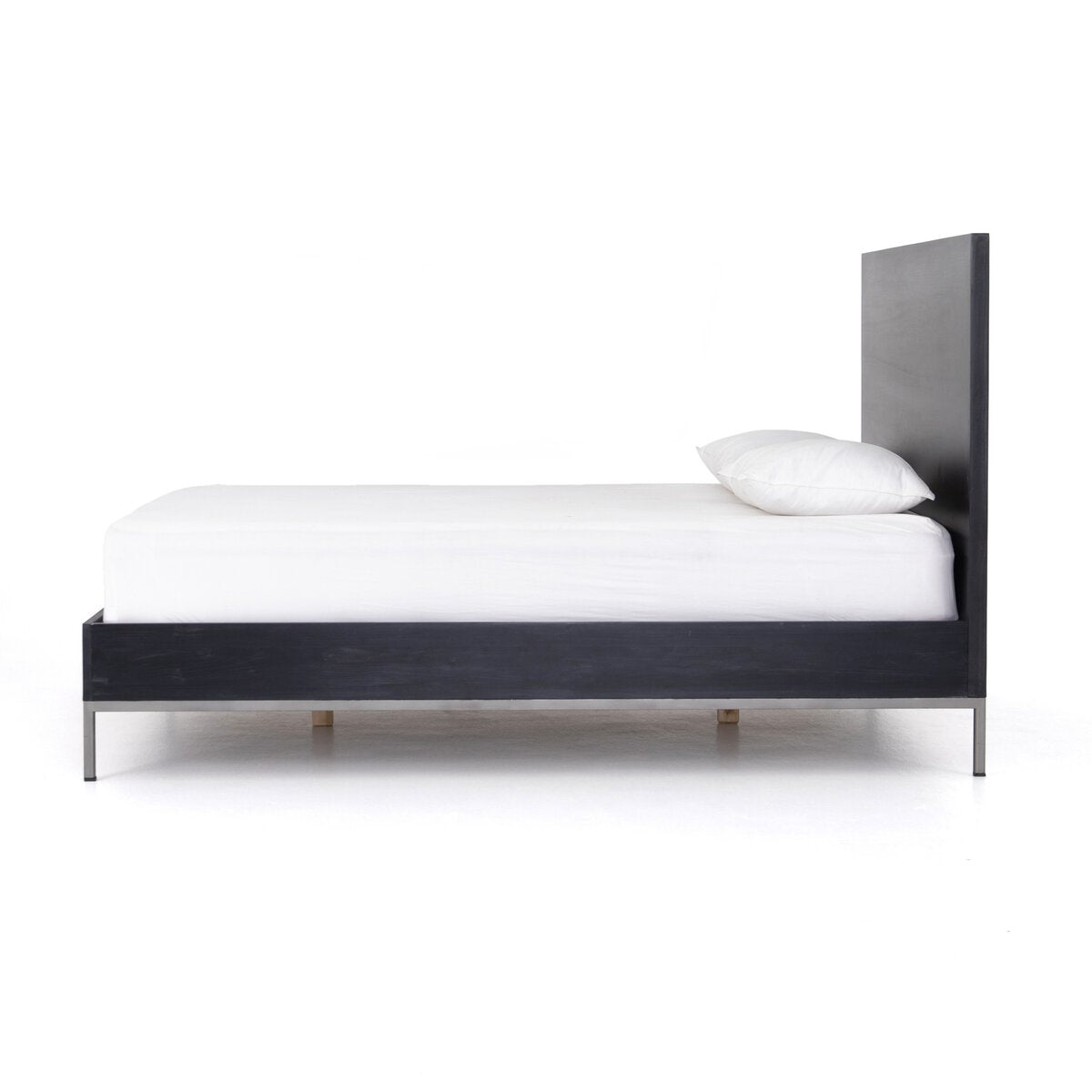 Yucca Bed *Closeout