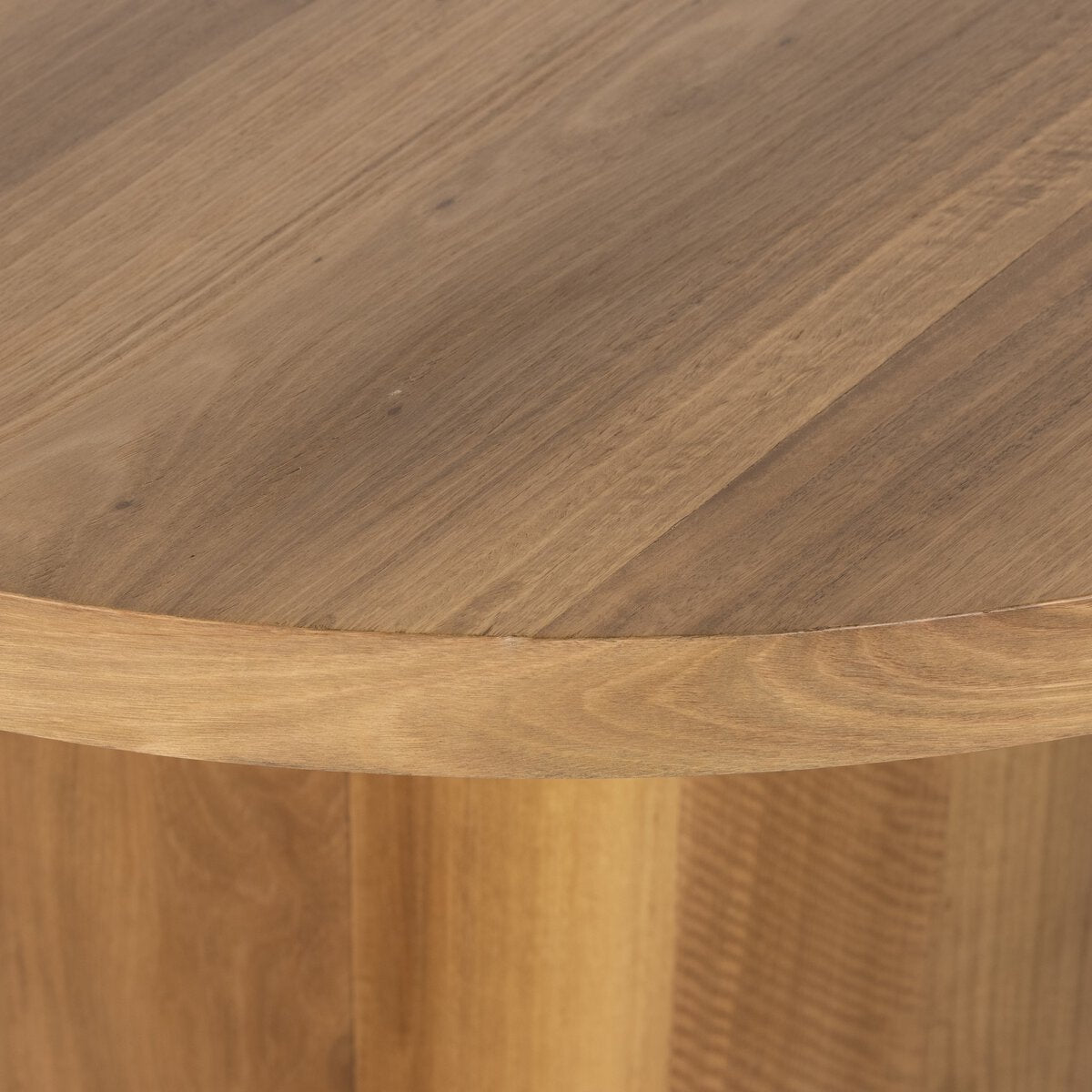 Monahans Round Dining Table 60"