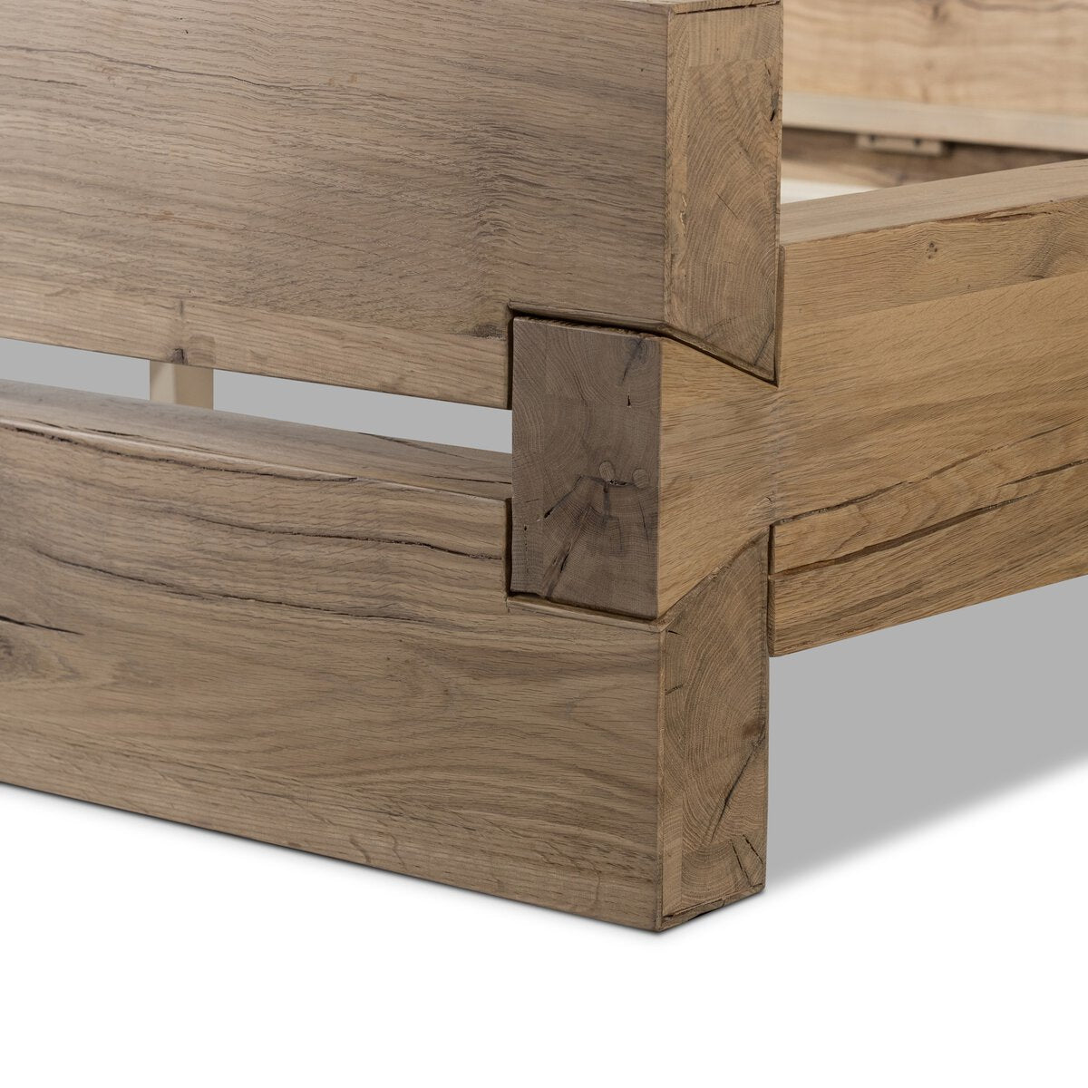 Yorlin Bed