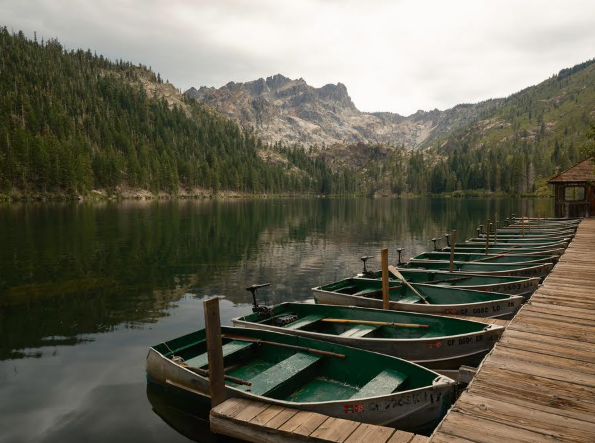 Lower Sardine Lake Boats