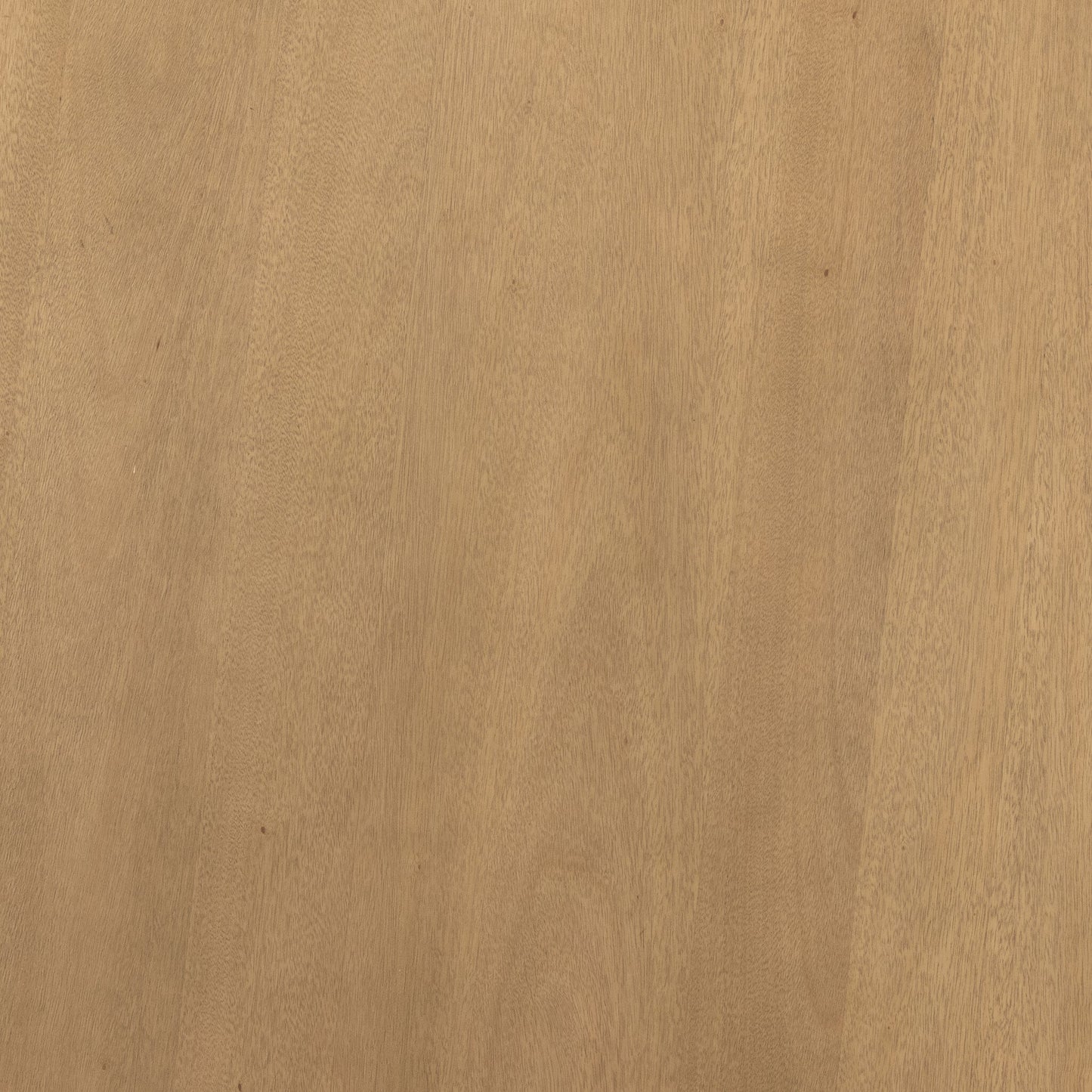 Pilo Dining Table
