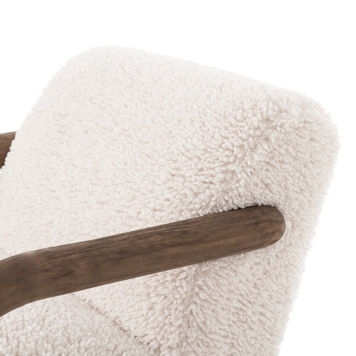 Horvia Chaise