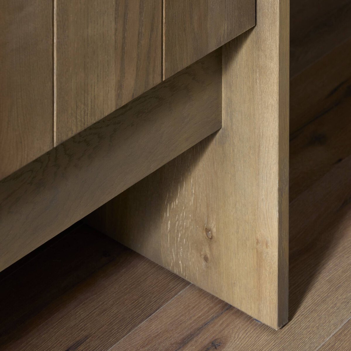 Halford Cabinet