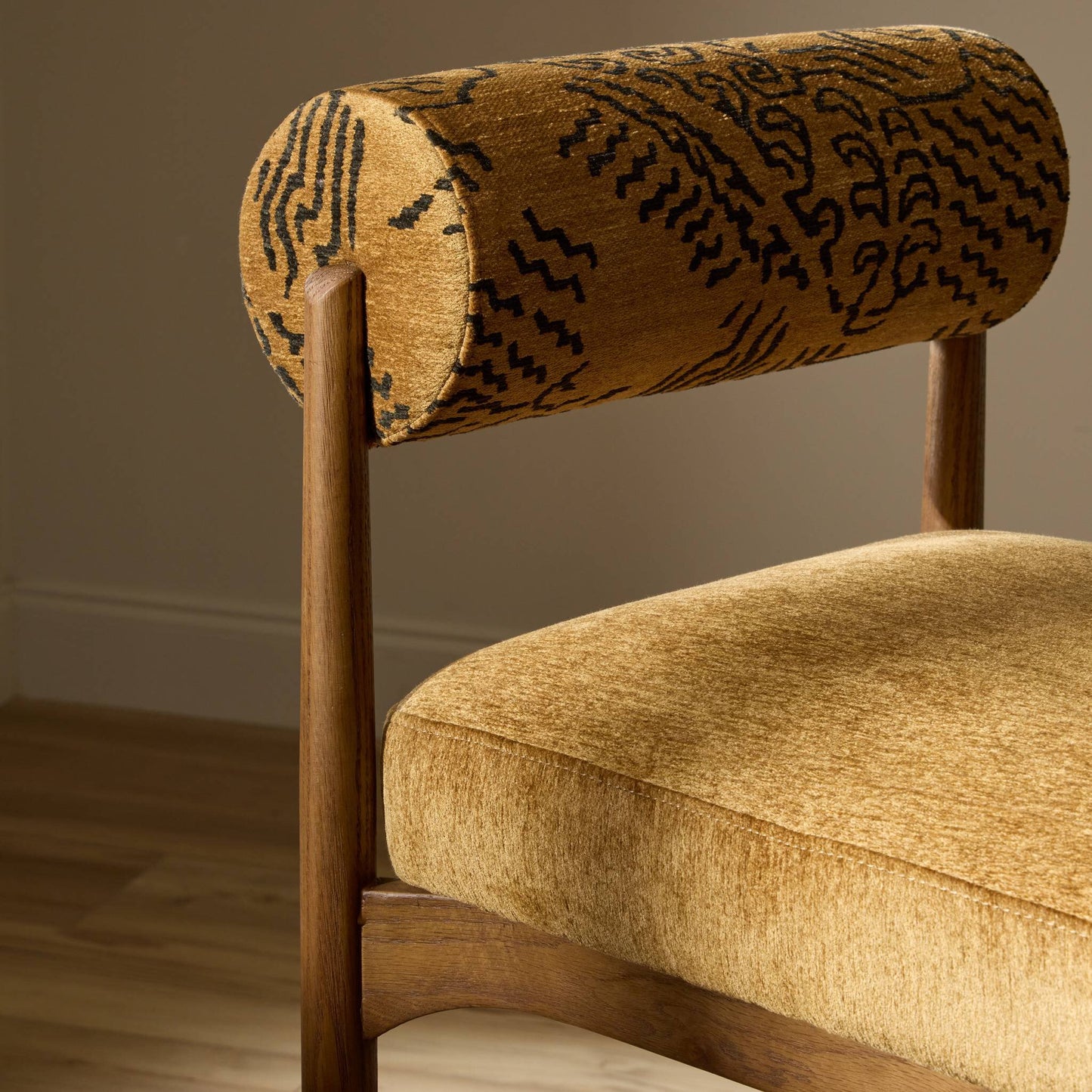 Jazelle Bar + Counter Stool