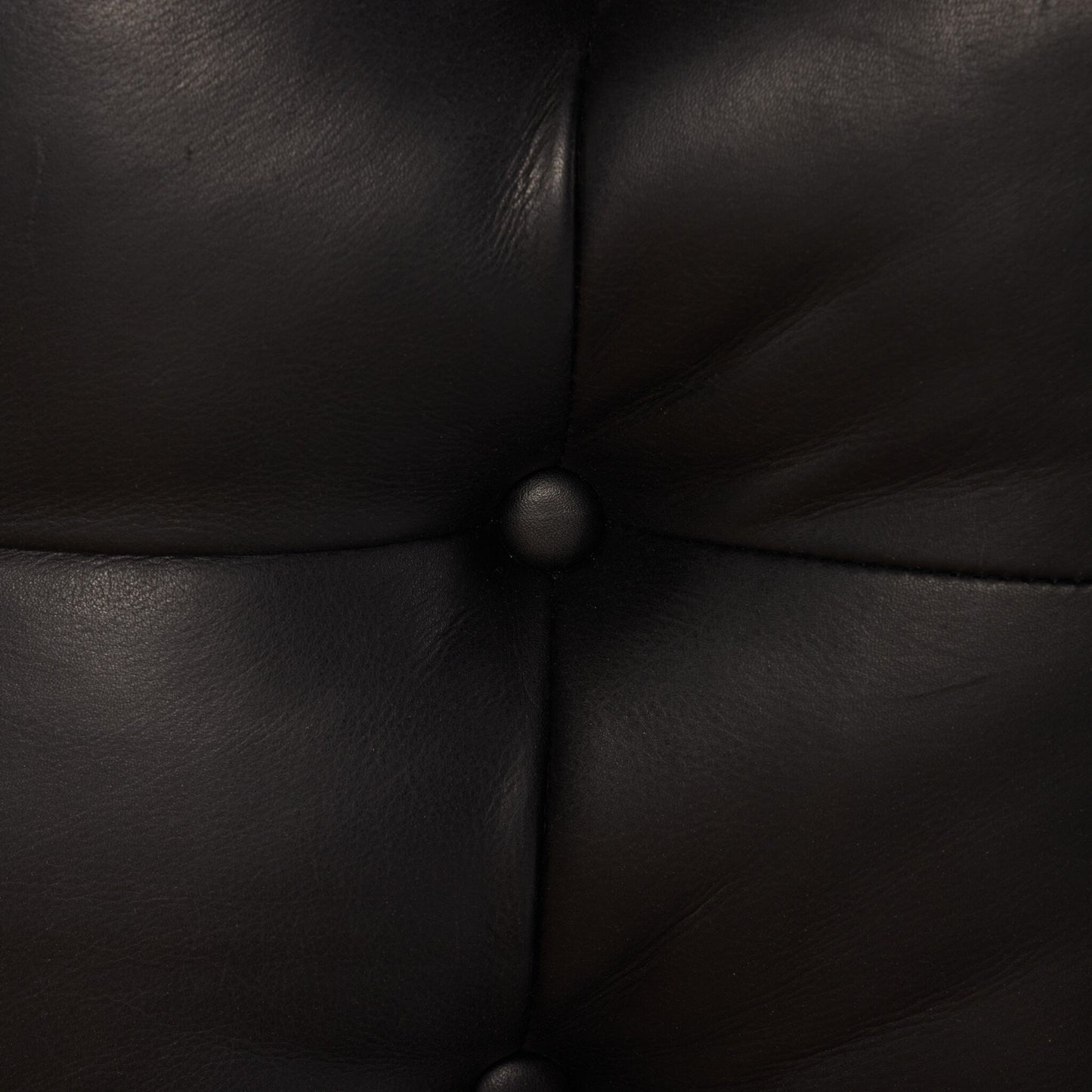 Halston Bed