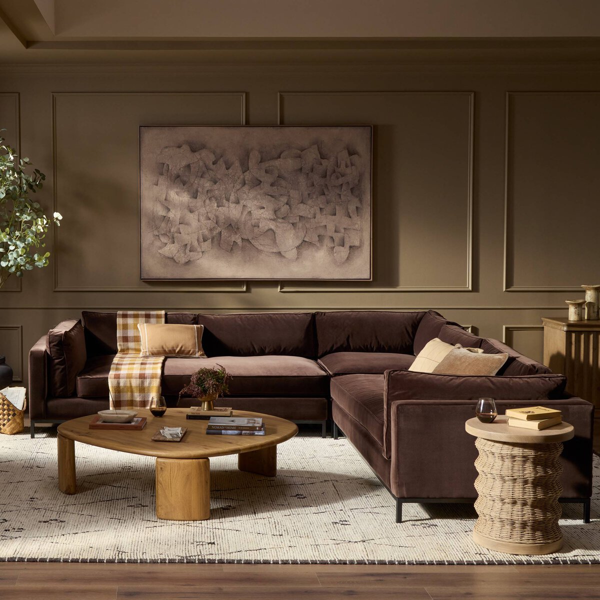 Rushbrook: 2 & 3-Piece Sectional